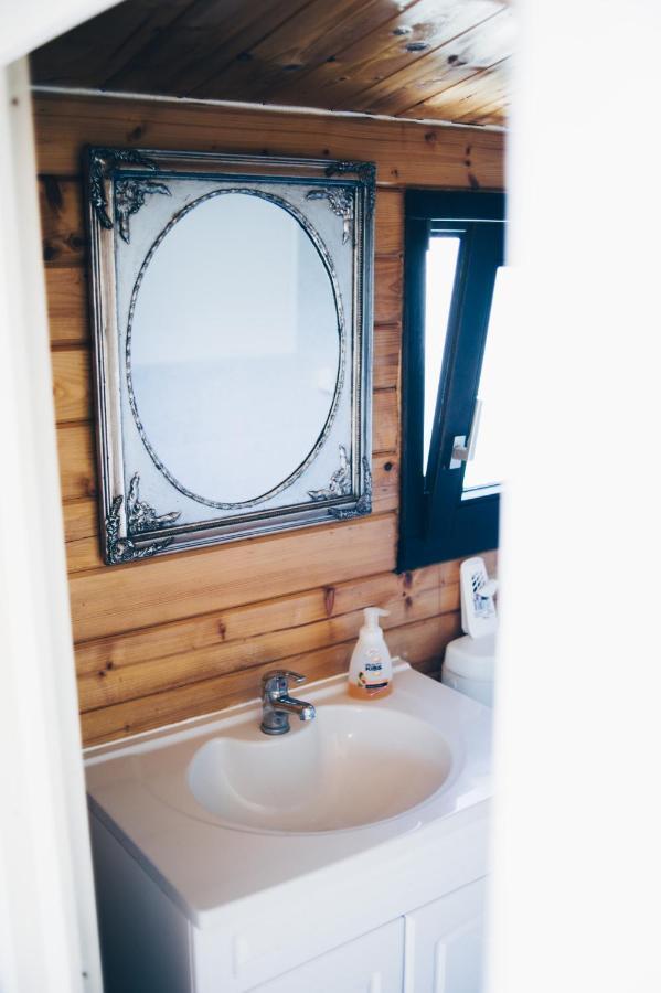 Dutch Hill Bed & Breakfast Zalacsány Екстериор снимка